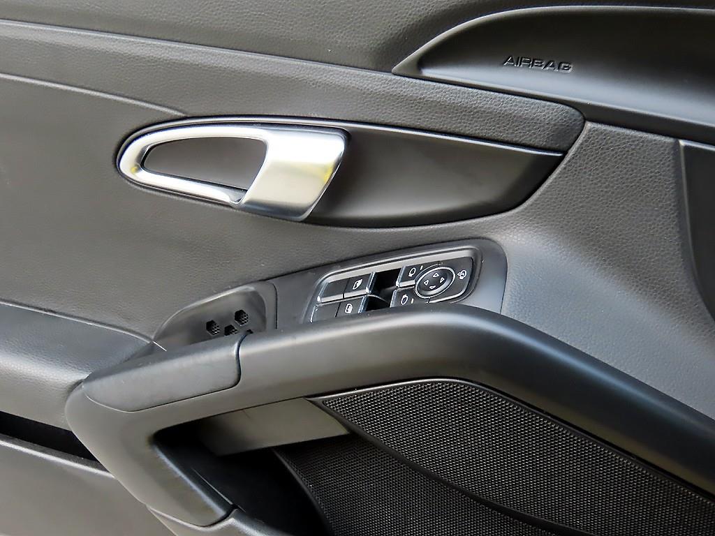 Porsche Cayman - Vista 10