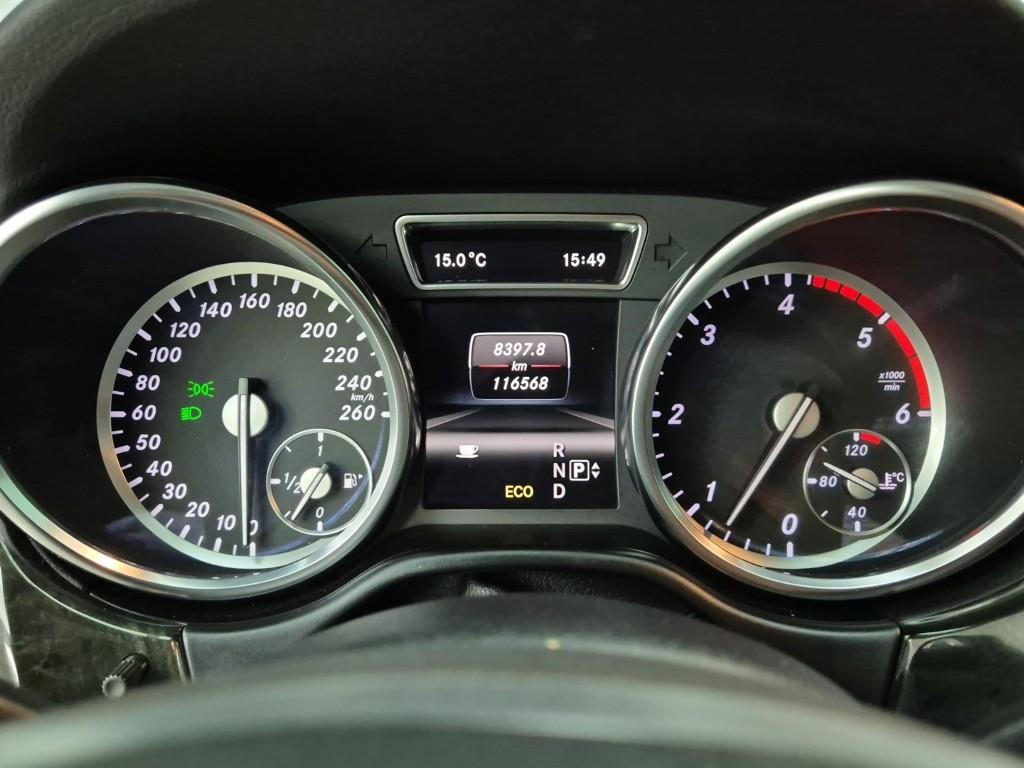 Mercedes Benz M Class - Vista 7