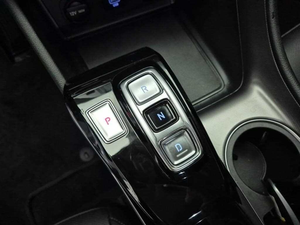 HYUNDAI Sonata - Vista 8