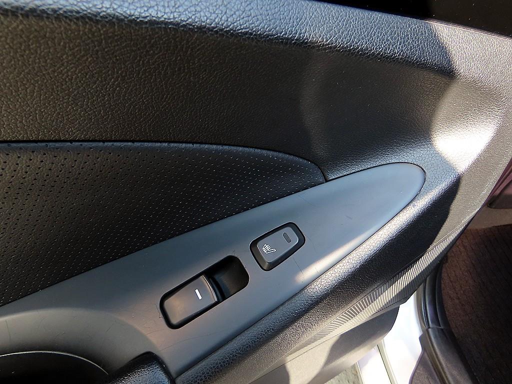 HYUNDAI Sonata 2011 Plateado - Importación desde Corea - HF Imports Iquique - Foto 16