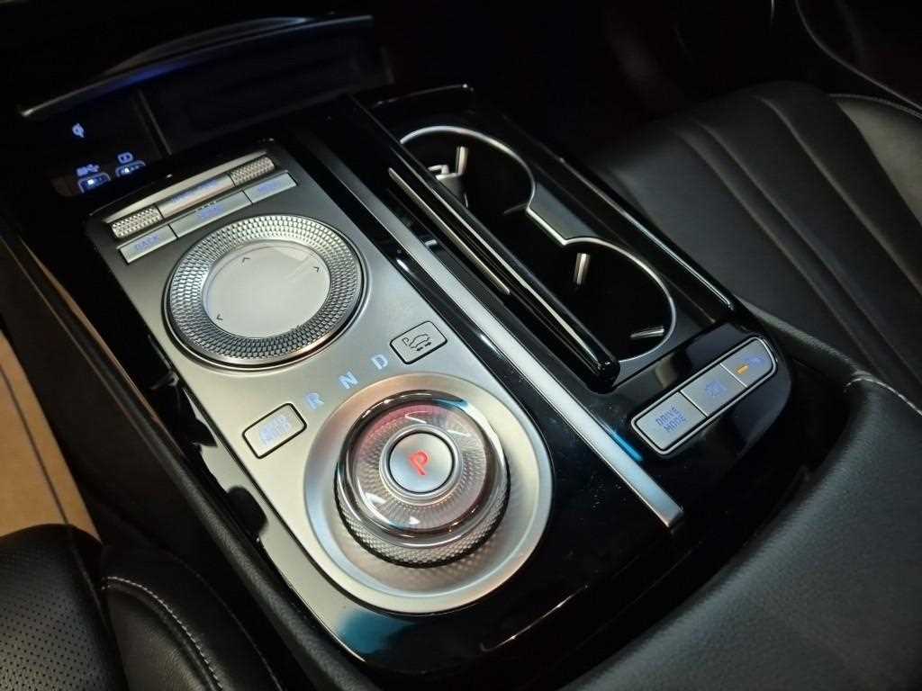 Genesis G80 - Vista 8