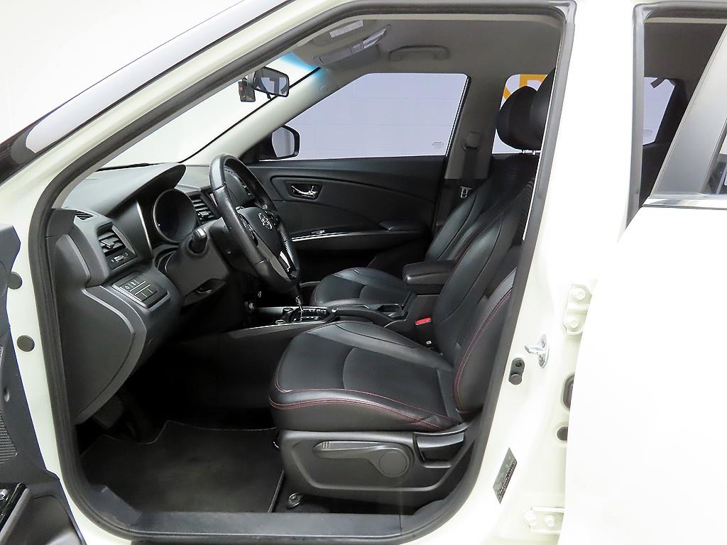 Ssangyong Tivoli 2018 - Importación desde Corea - HF Imports Iquique - Foto 13