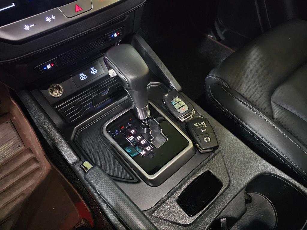 Ssangyong Rexton - Vista 7