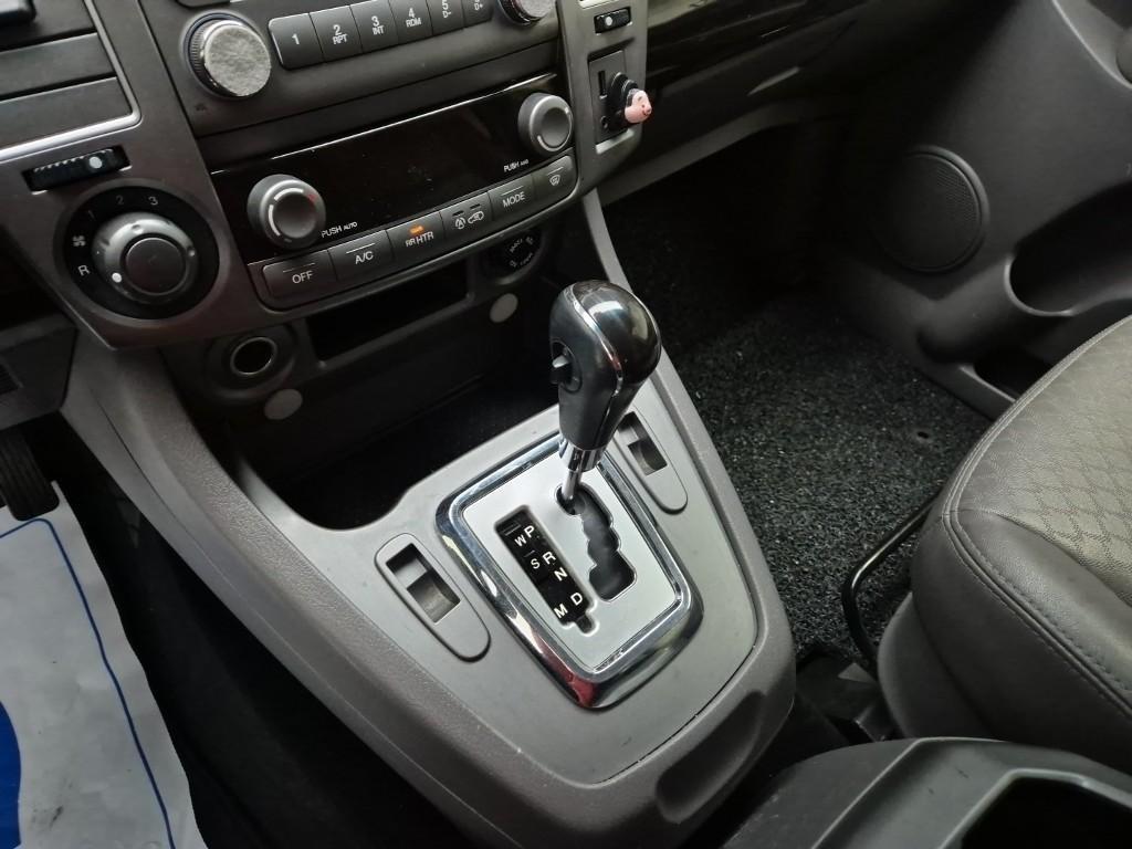 Ssangyong Korando - Vista 8