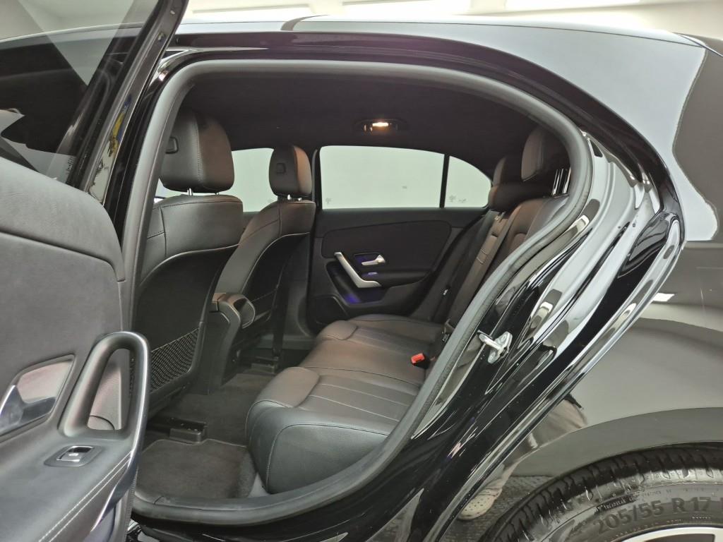 Mercedes Benz A Class - Vista 12