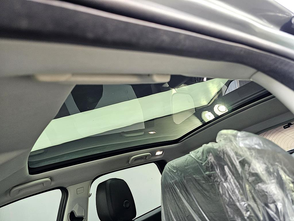 Land Rover Discovery Sports 2017 Verde - Importación desde Corea - HF Imports Iquique - Foto 13