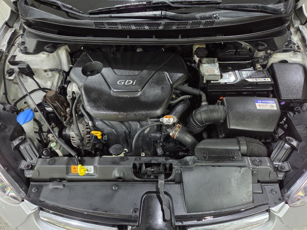 HYUNDAI Avante 2015 Gris - Importación desde Corea - HF Imports Iquique - Foto 18