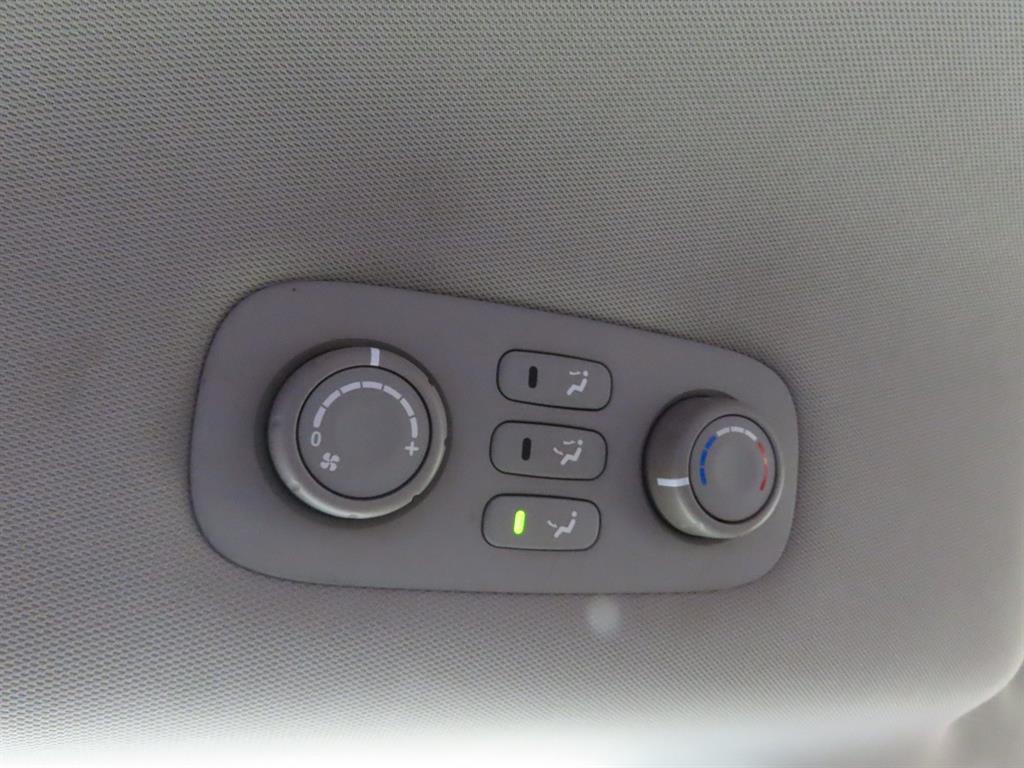 KIA Carnival 2012 the color of pearl - Importación desde Corea - HF Imports Iquique - Foto 17