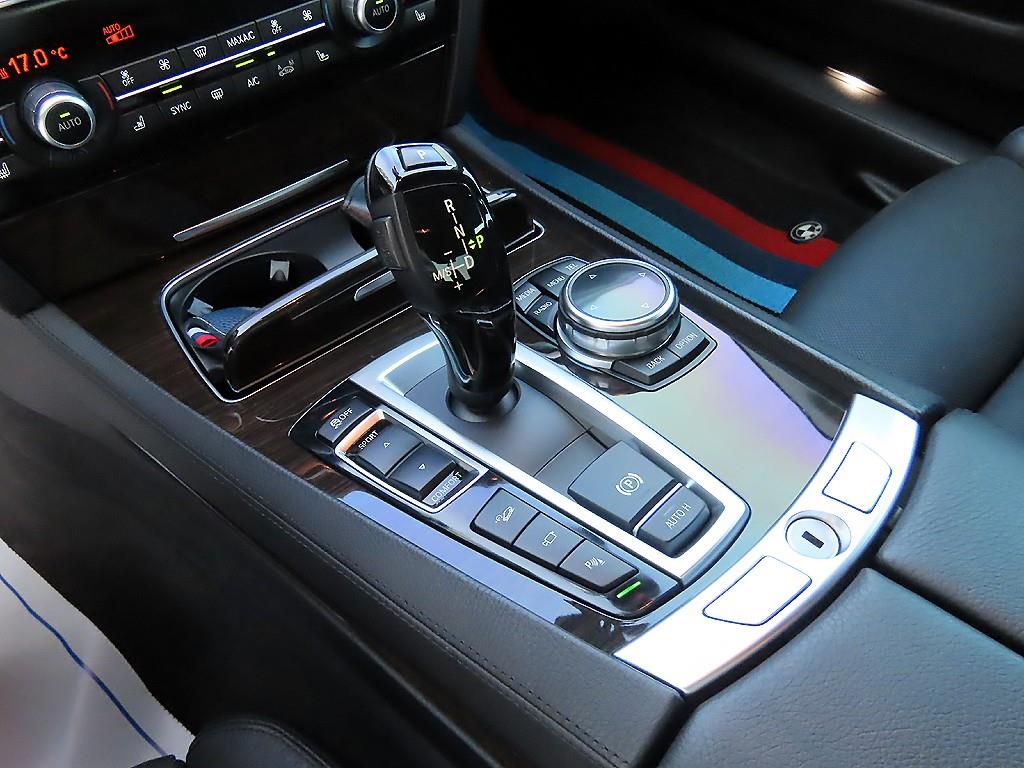 BMW 7 Series - Vista 11