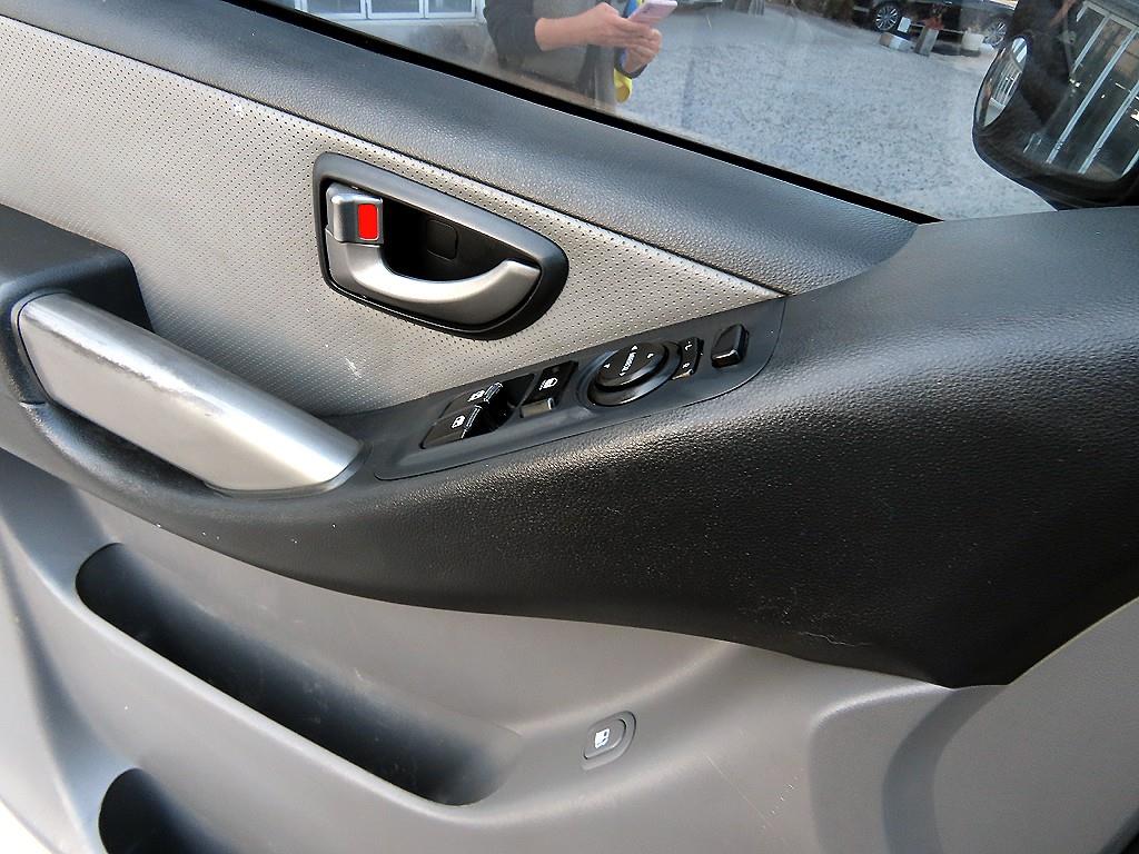 HYUNDAI Starex - Vista 11