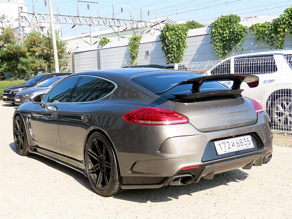 Porsche Panamera - Vista 3