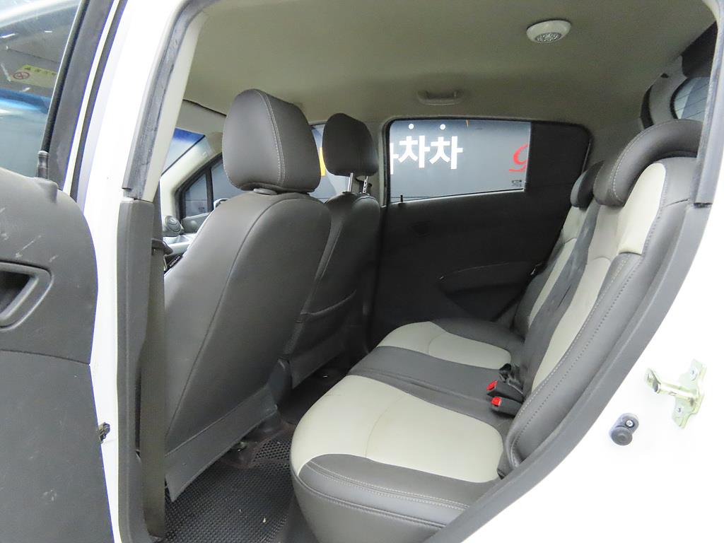 Chevrolet Spark - Vista 6