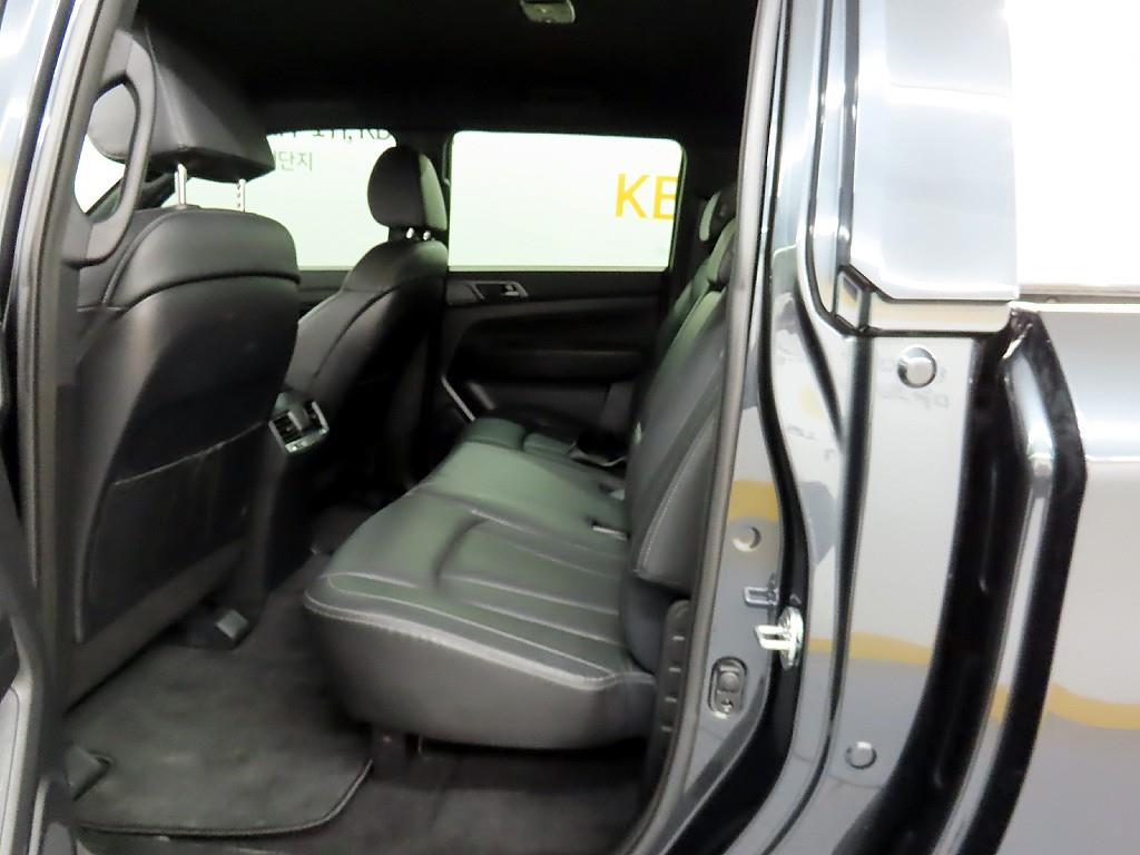 Ssangyong Rexton - Vista 6