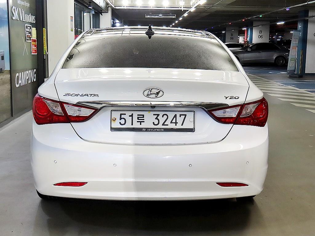 HYUNDAI Sonata - Vista 5