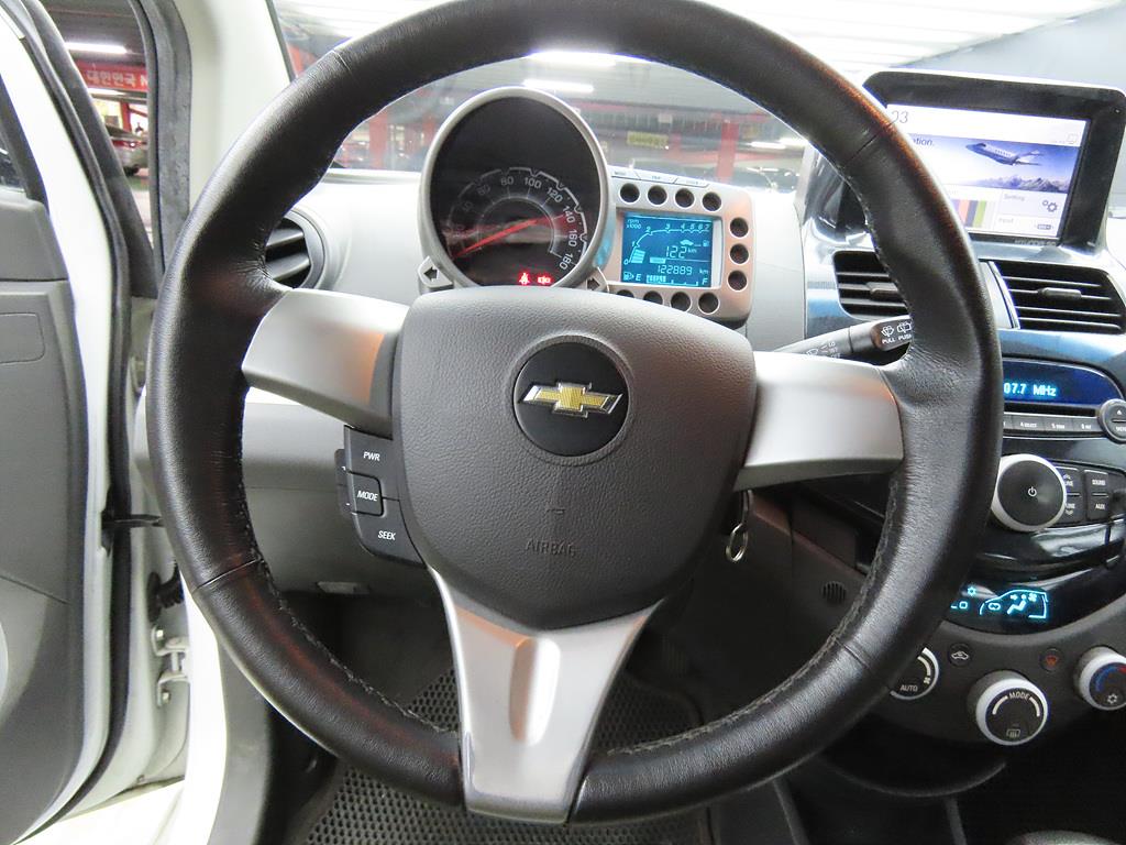 Chevrolet Spark - Vista 8