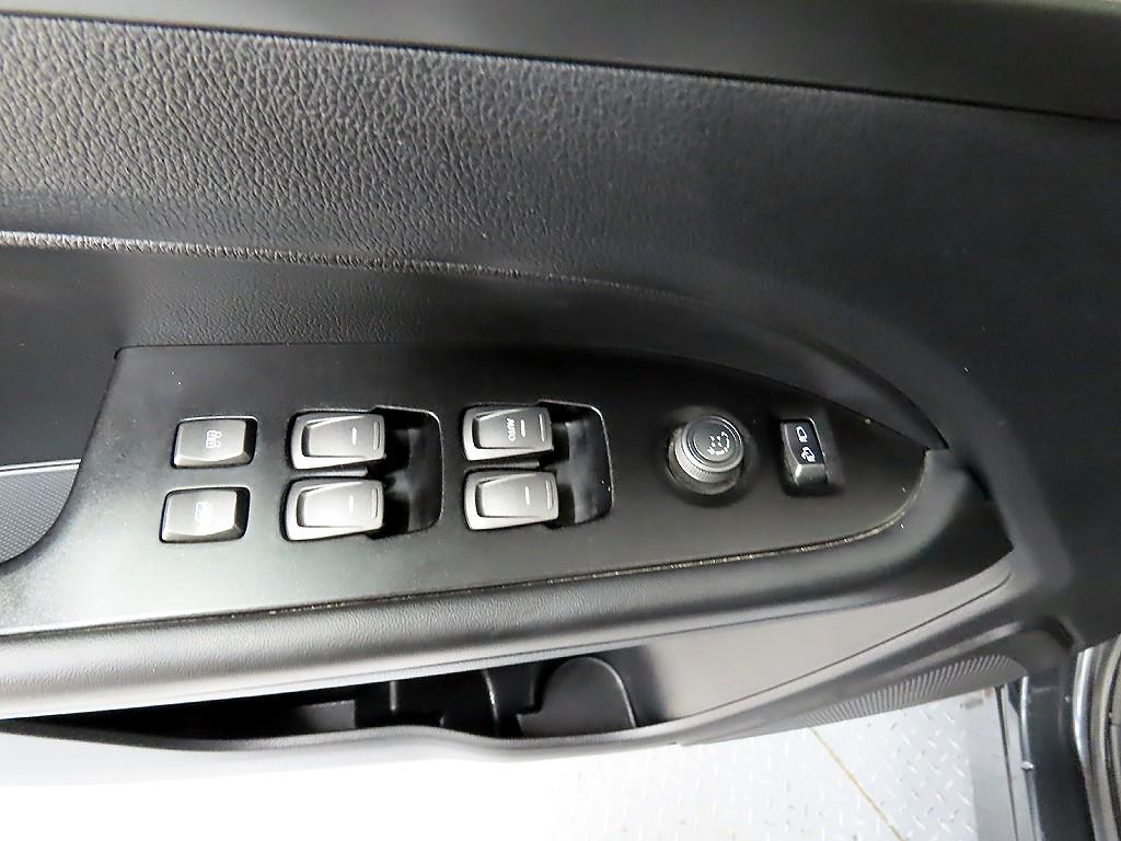 Ssangyong Rexton - Vista 11