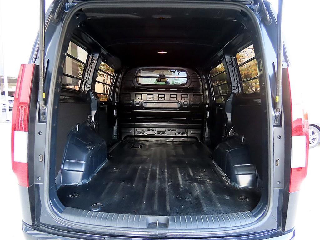 HYUNDAI Staria 2023 Azul - Importación desde Corea - HF Imports Iquique - Foto 18