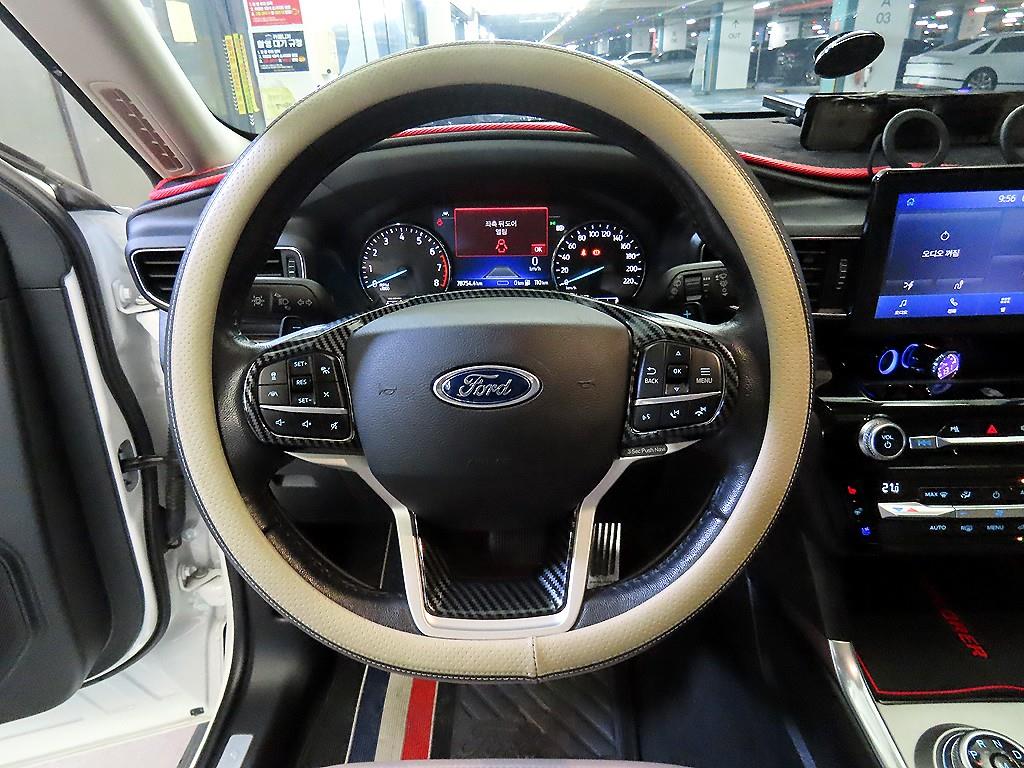 Ford Explorer - Vista 8