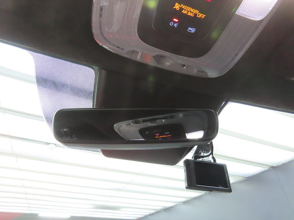 HYUNDAI Avante - Vista 12