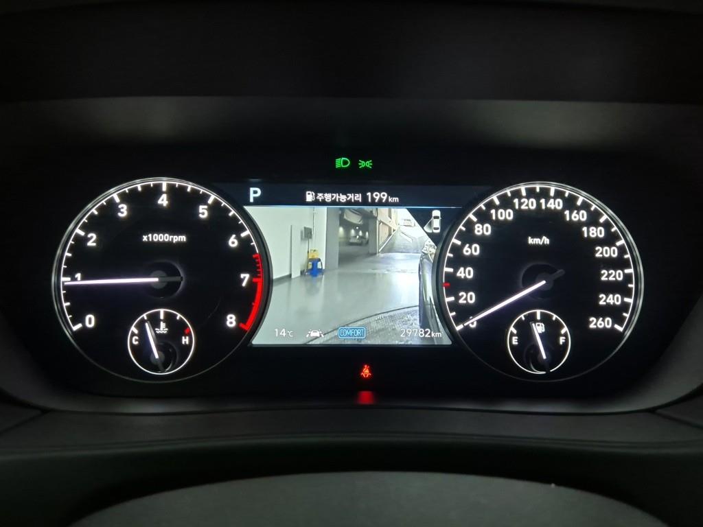 Genesis G90 - Vista 7