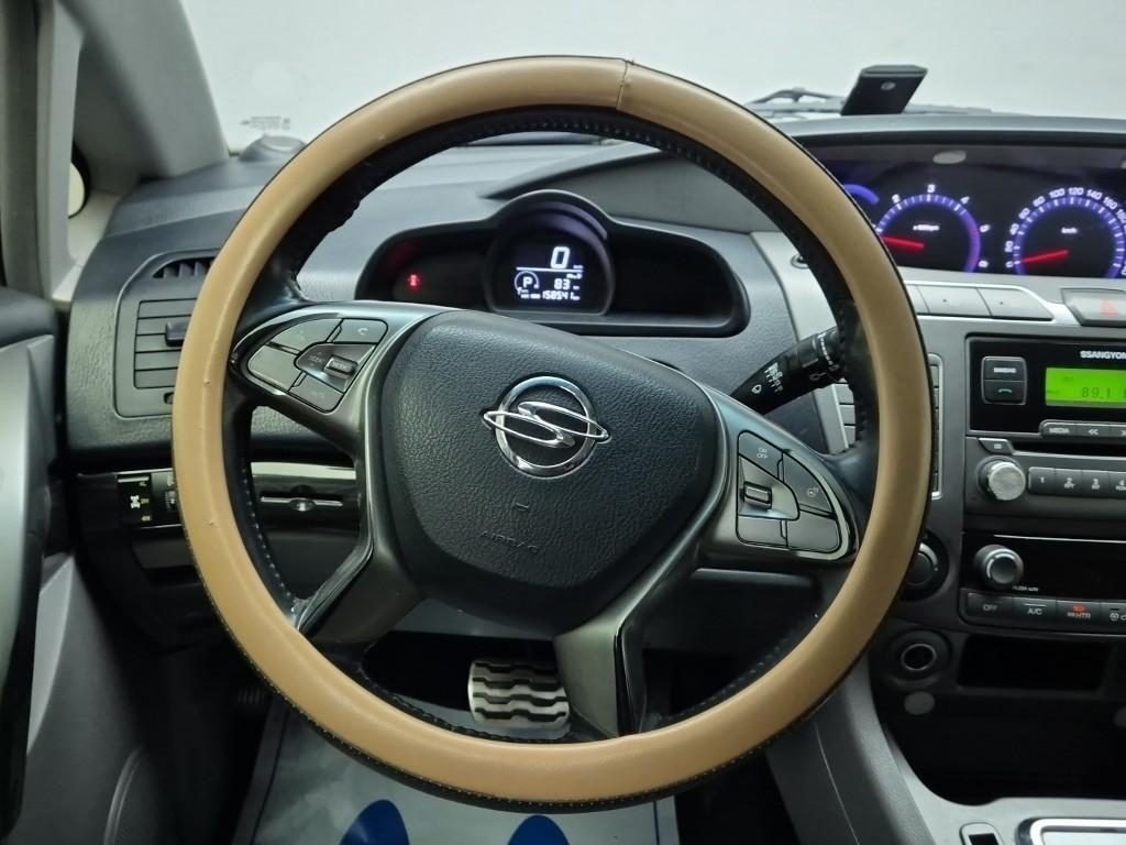 Ssangyong Korando - Vista 9