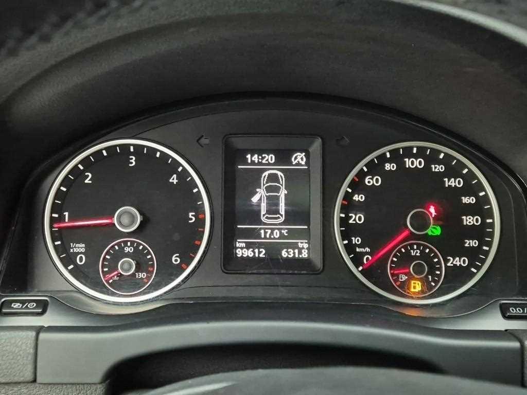 Volkswagen Tiguan - Vista 6