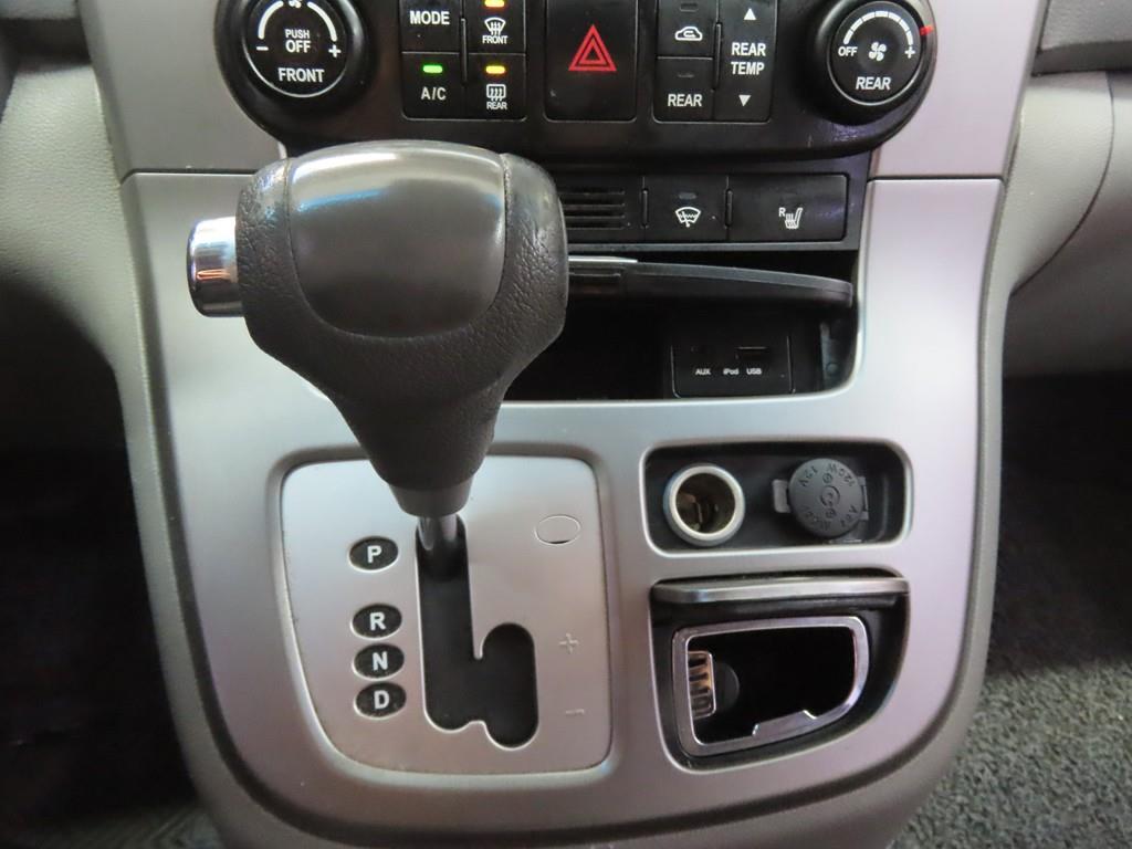 KIA Carnival 2012 the color of pearl - Importación desde Corea - HF Imports Iquique - Foto 12