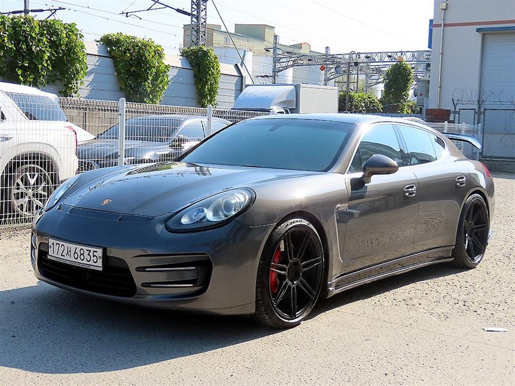 Porsche Panamera - Vista 2