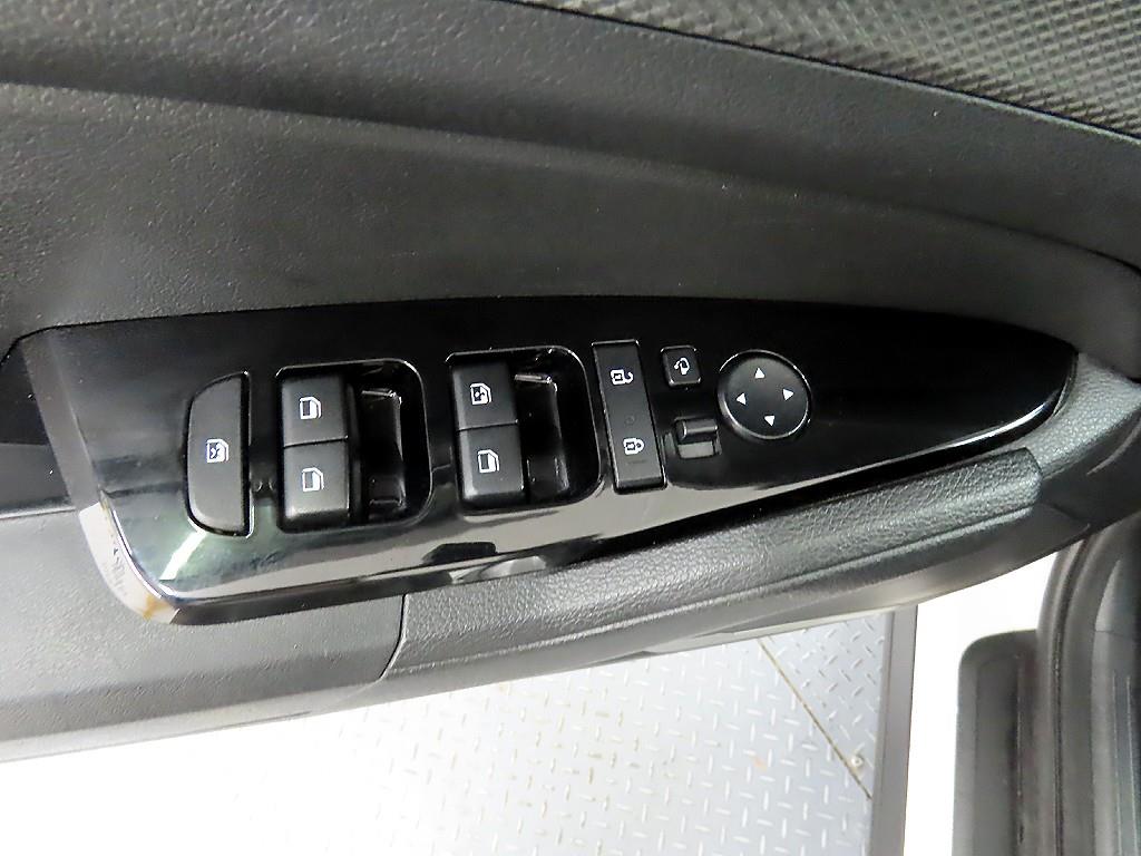 KIA Sportage - Vista 11