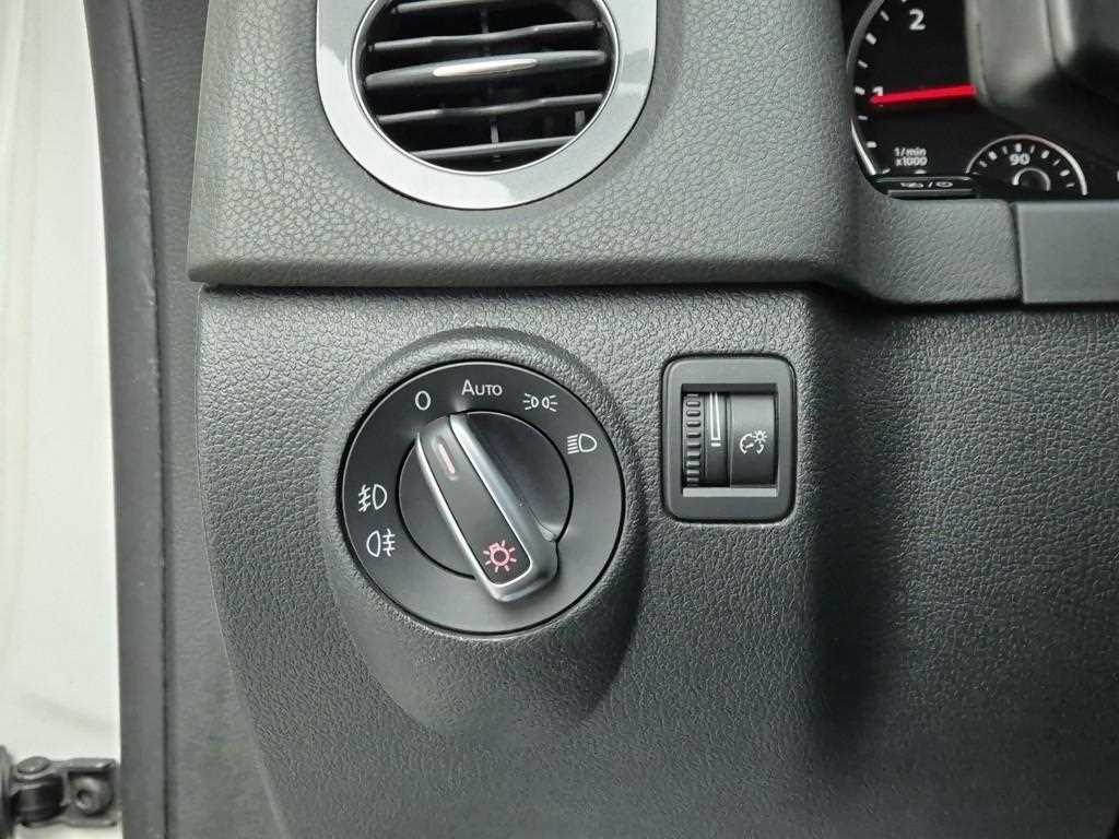 Volkswagen Tiguan 2016 Blanco - Importación desde Corea - HF Imports Iquique - Foto 16