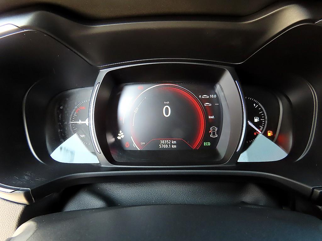 SAMSUNG QM6 - Vista 9