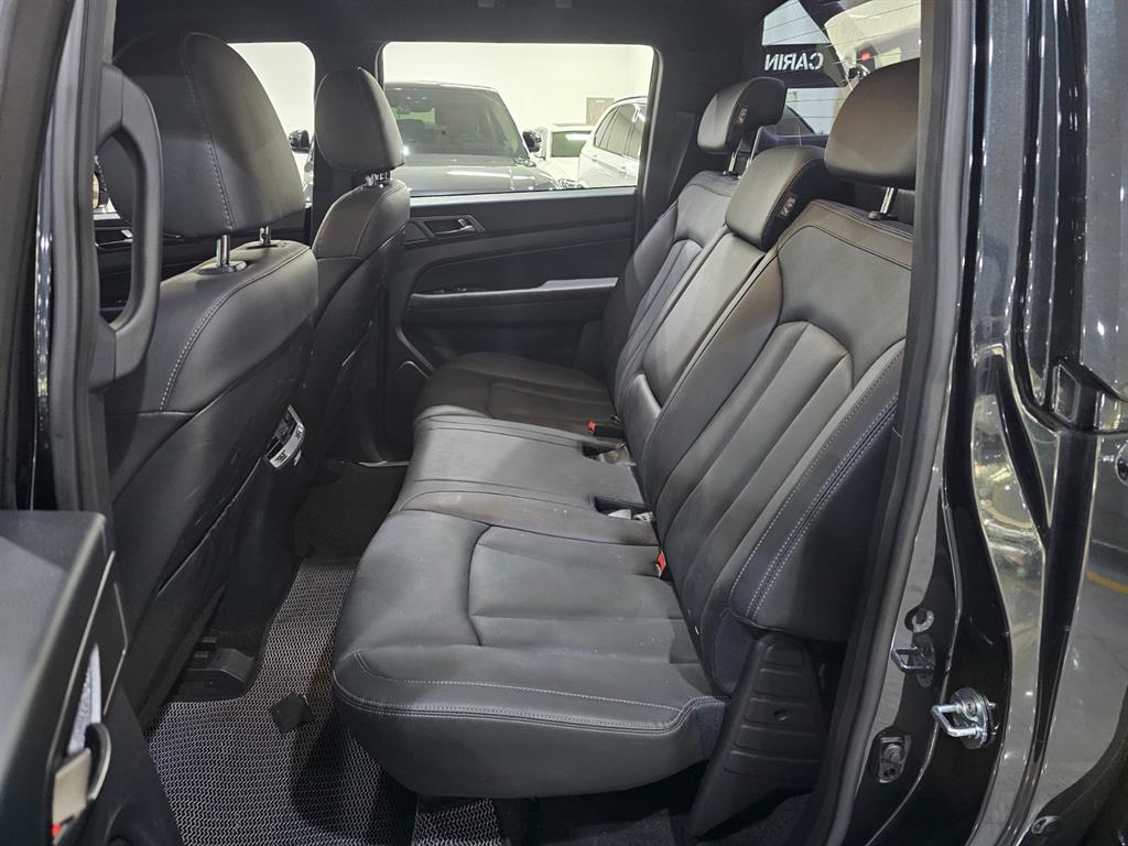 Ssangyong Rexton - Vista 11