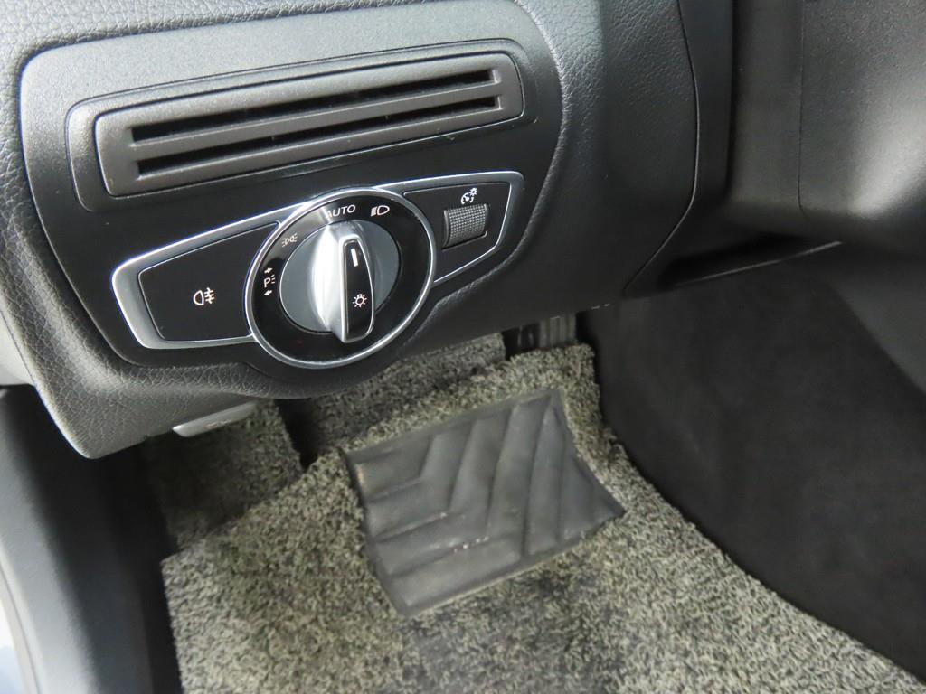 Mercedes Benz C Class - Vista 10