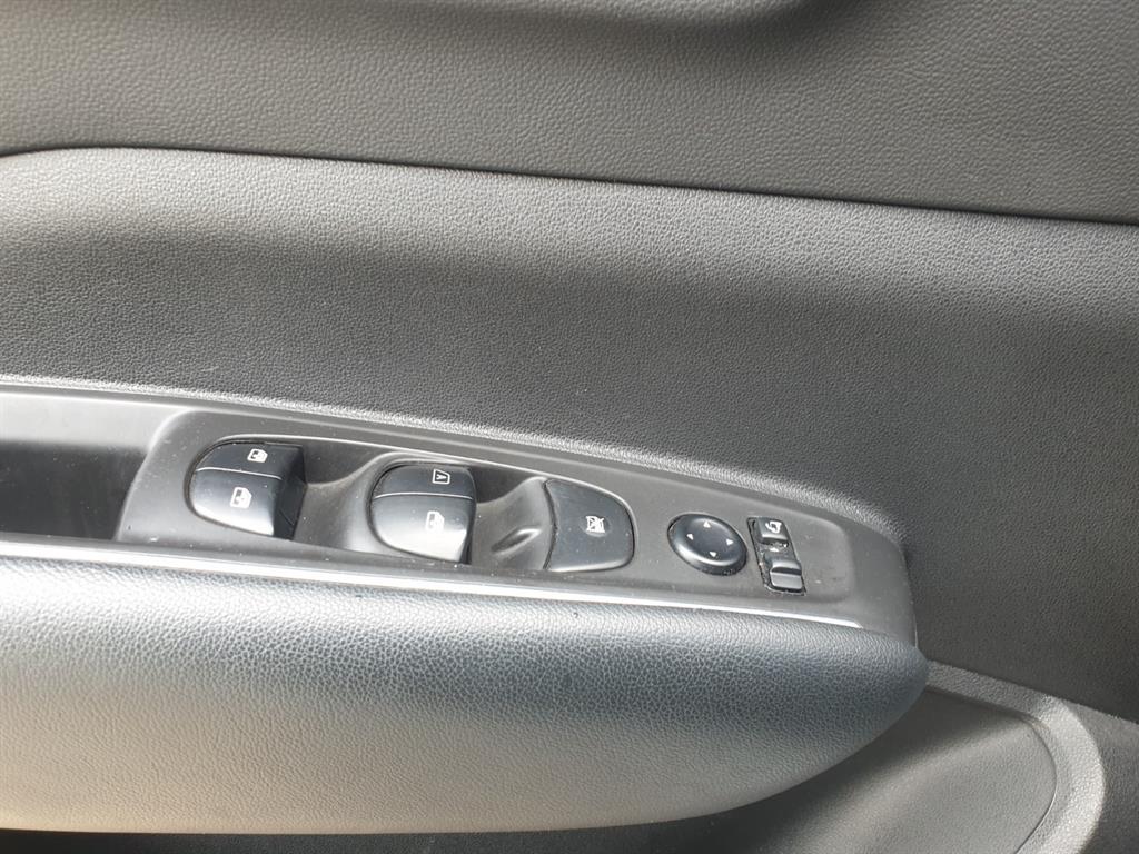 SAMSUNG QM6 - Vista 12