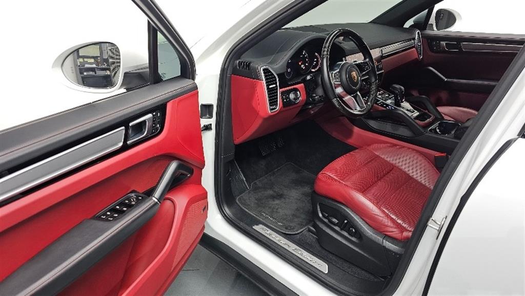 Porsche Cayenne - Vista 12