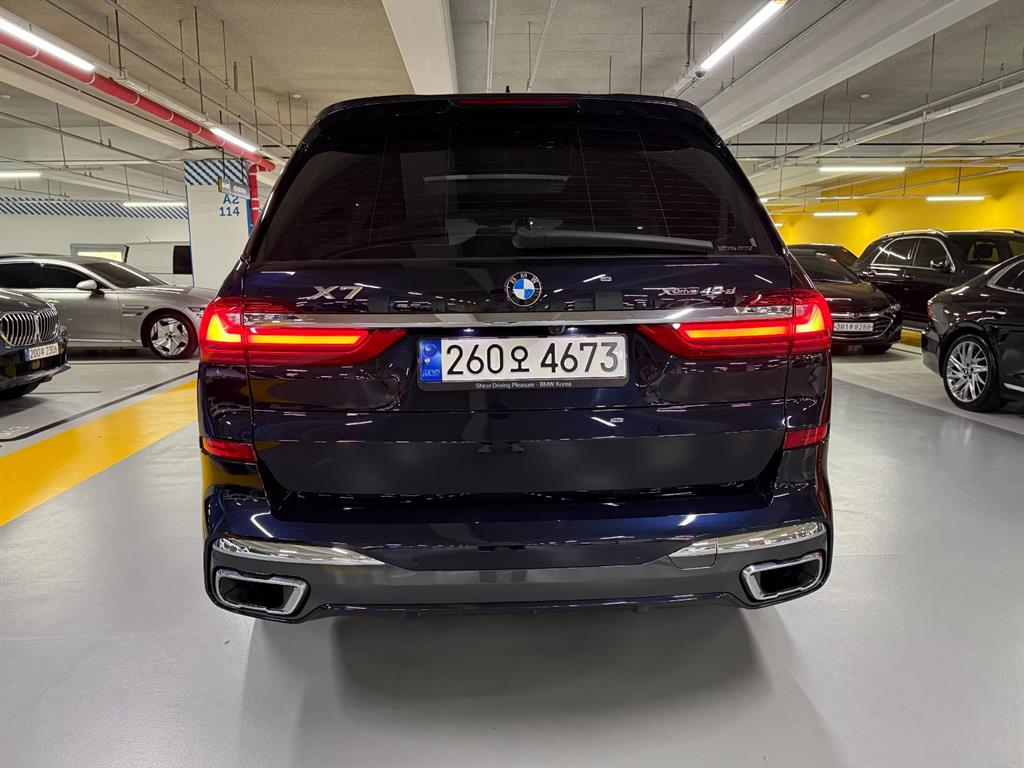 BMW X7 - Vista 6