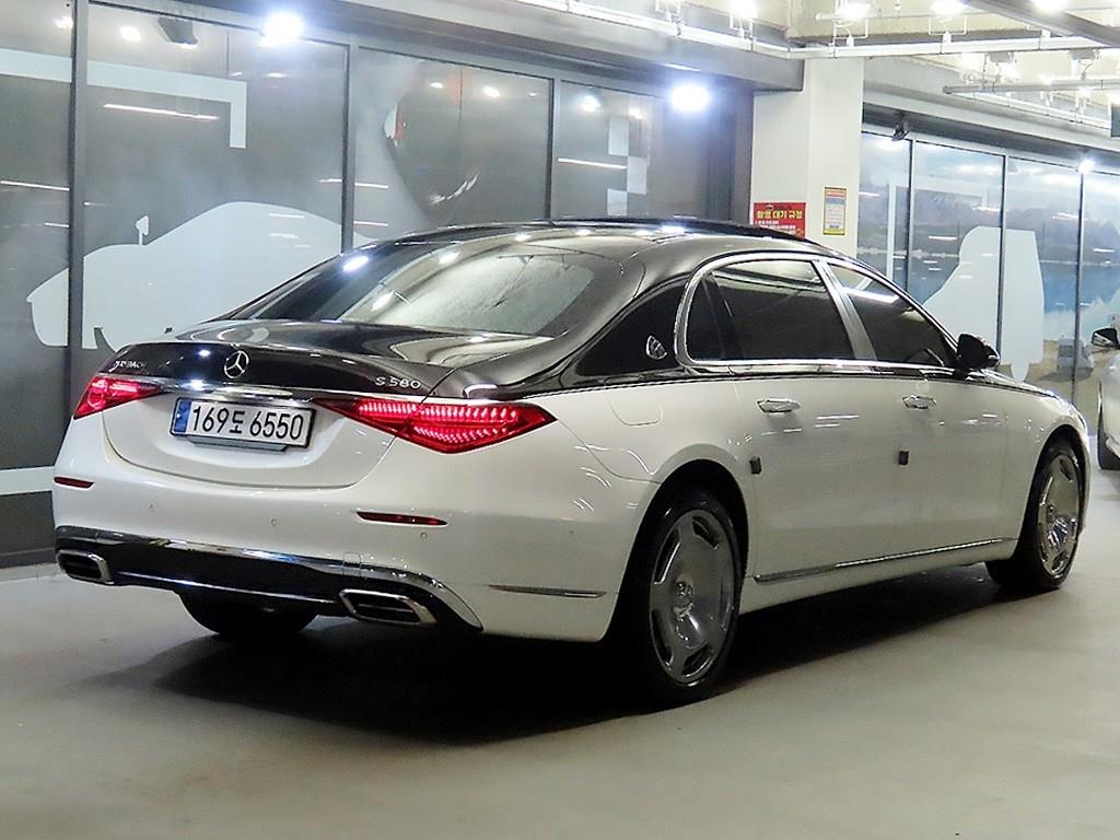 Mercedes Benz S Class - Vista 4