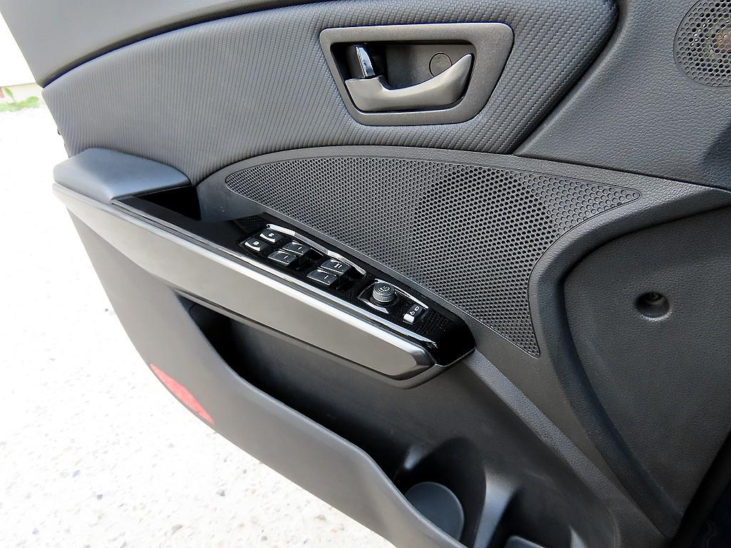 Ssangyong Tivoli - Vista 11