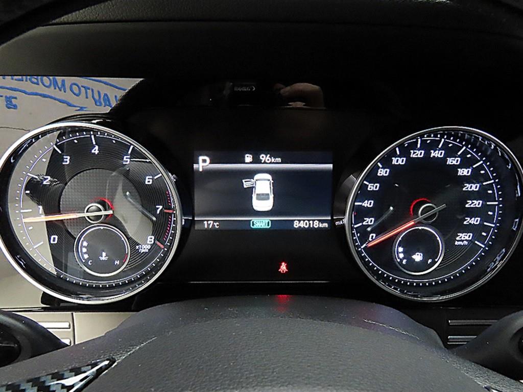 HYUNDAI Grandeur - Vista 8