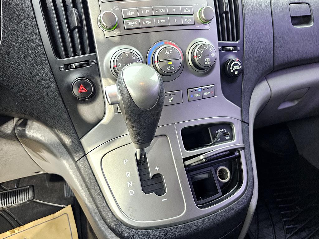 HYUNDAI Starex 2015 Plateado - Importación desde Corea - HF Imports Iquique - Foto 14