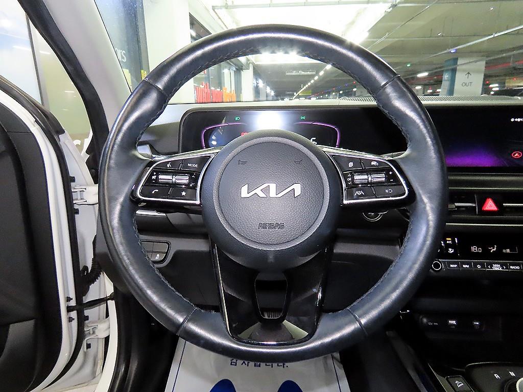 KIA Seltos - Vista 8