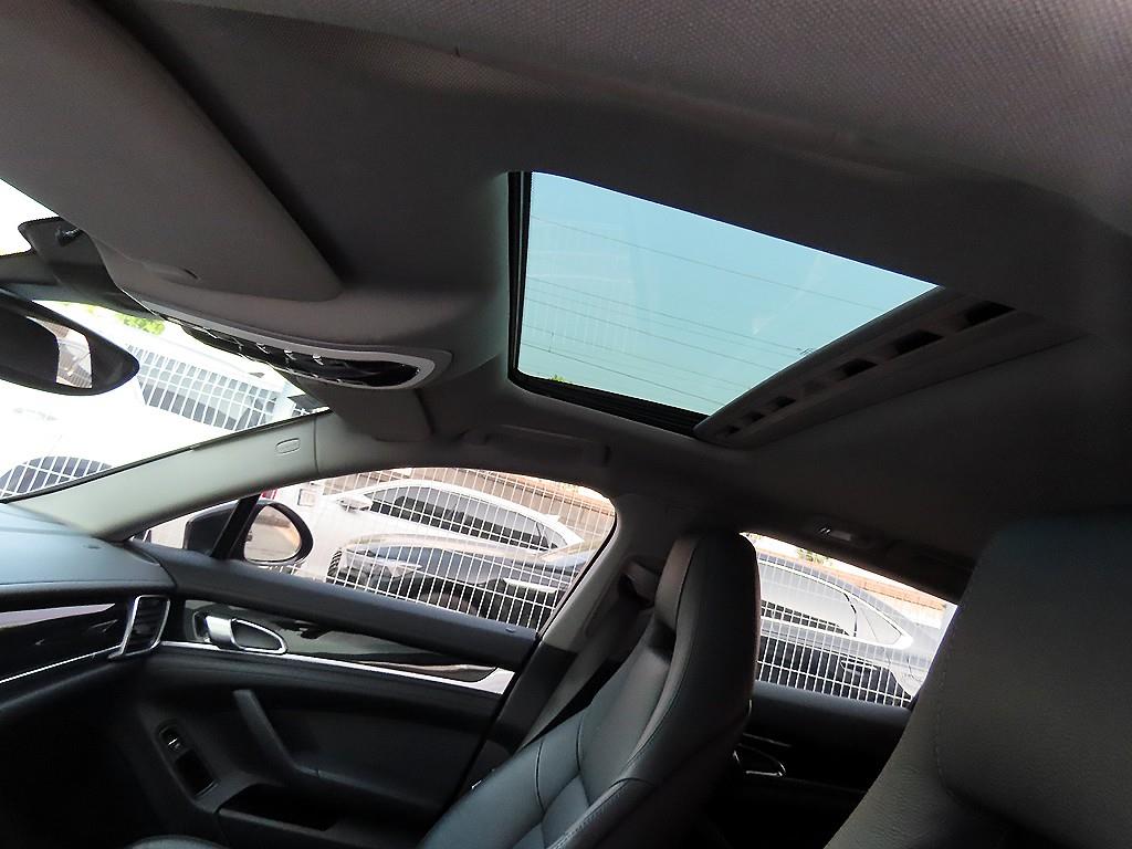 Porsche Panamera 2011 Negro - Importación desde Corea - HF Imports Iquique - Foto 16