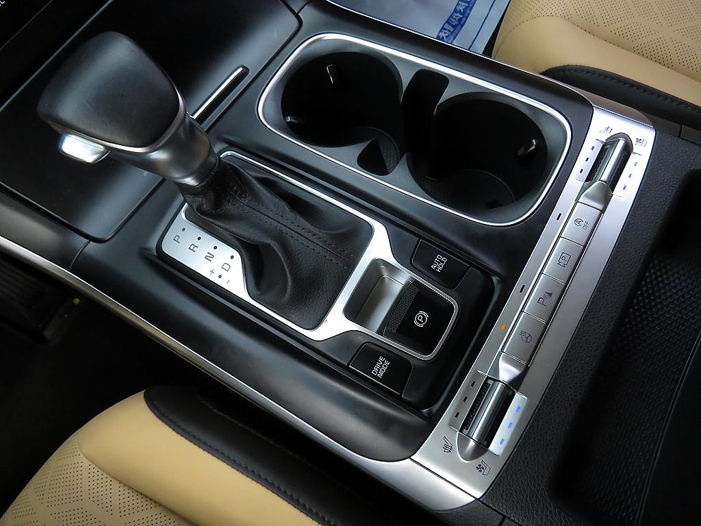 KIA Carnival 2021 Blanco - Importación desde Corea - HF Imports Iquique - Foto 16