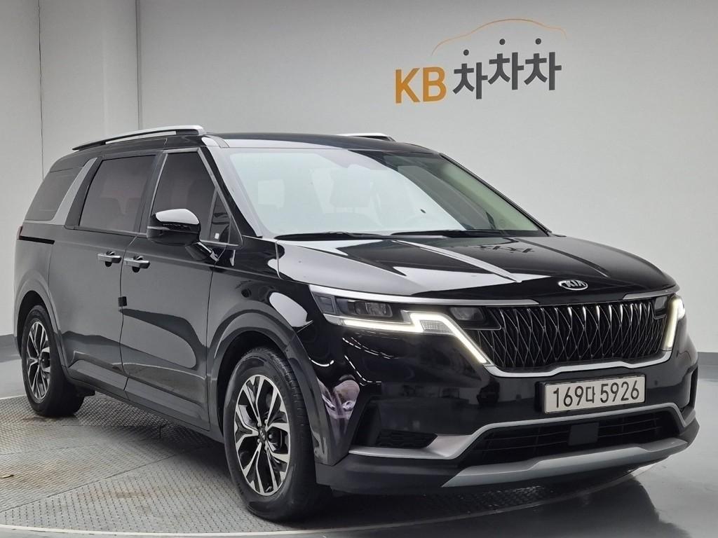 KIA Carnival - Vista 4