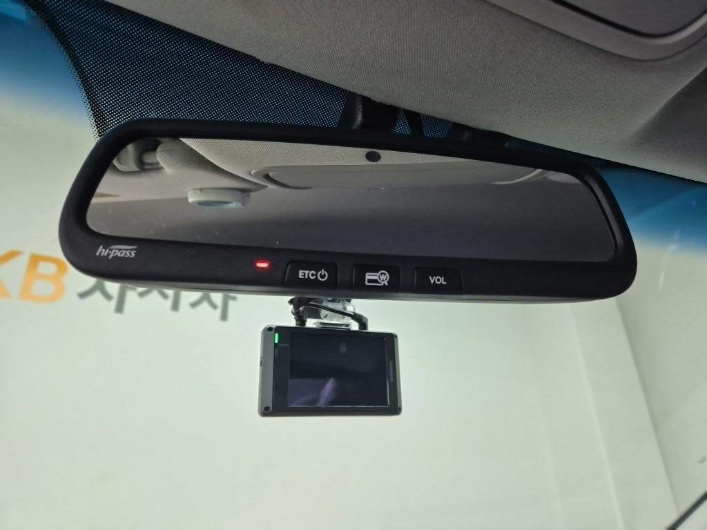 KIA K7 2017 Negro - Importación desde Corea - HF Imports Iquique - Foto 17