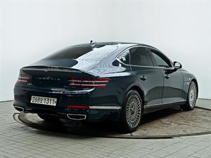 Genesis G80 - Vista 8