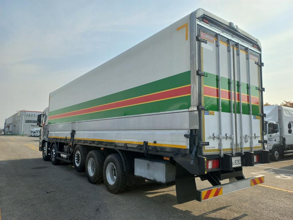 medium and large cargo Cargo - Vista 4