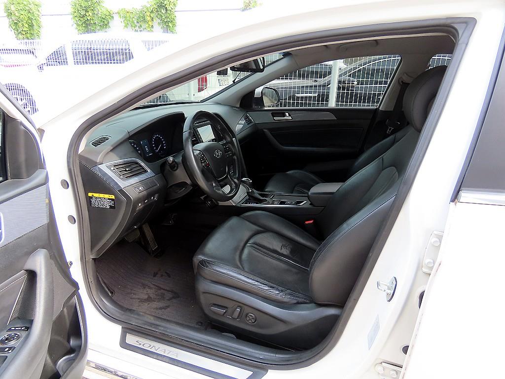 HYUNDAI Sonata - Vista 5