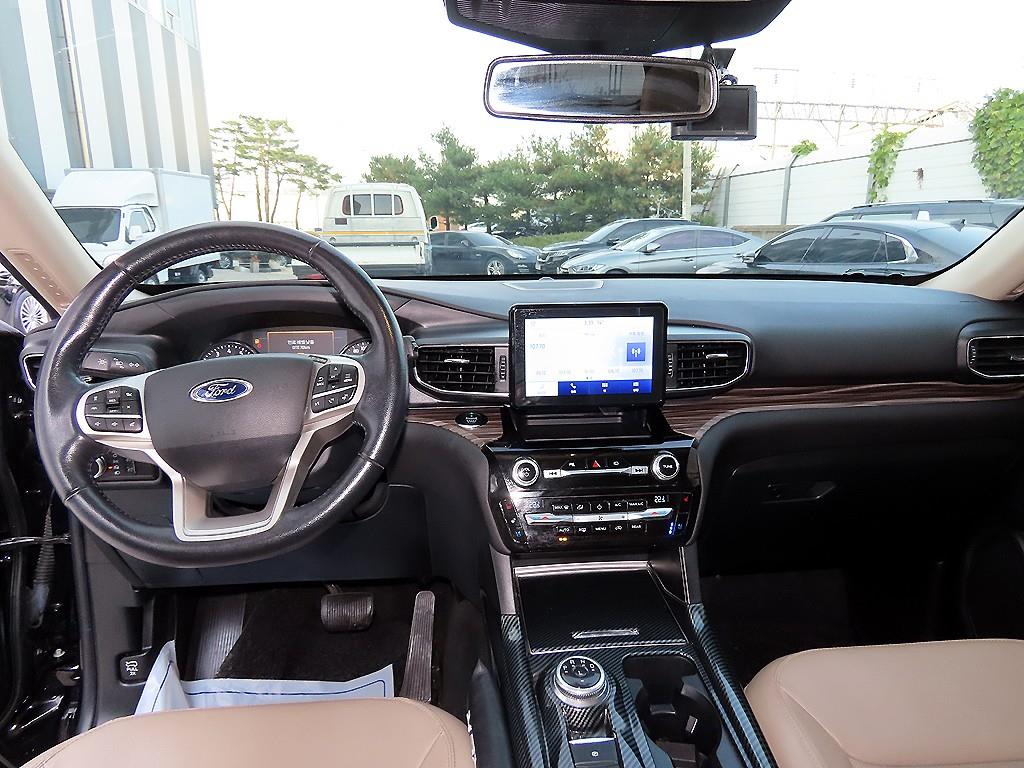 Ford Explorer - Vista 8