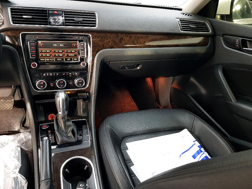 Volkswagen Passat - Vista 10